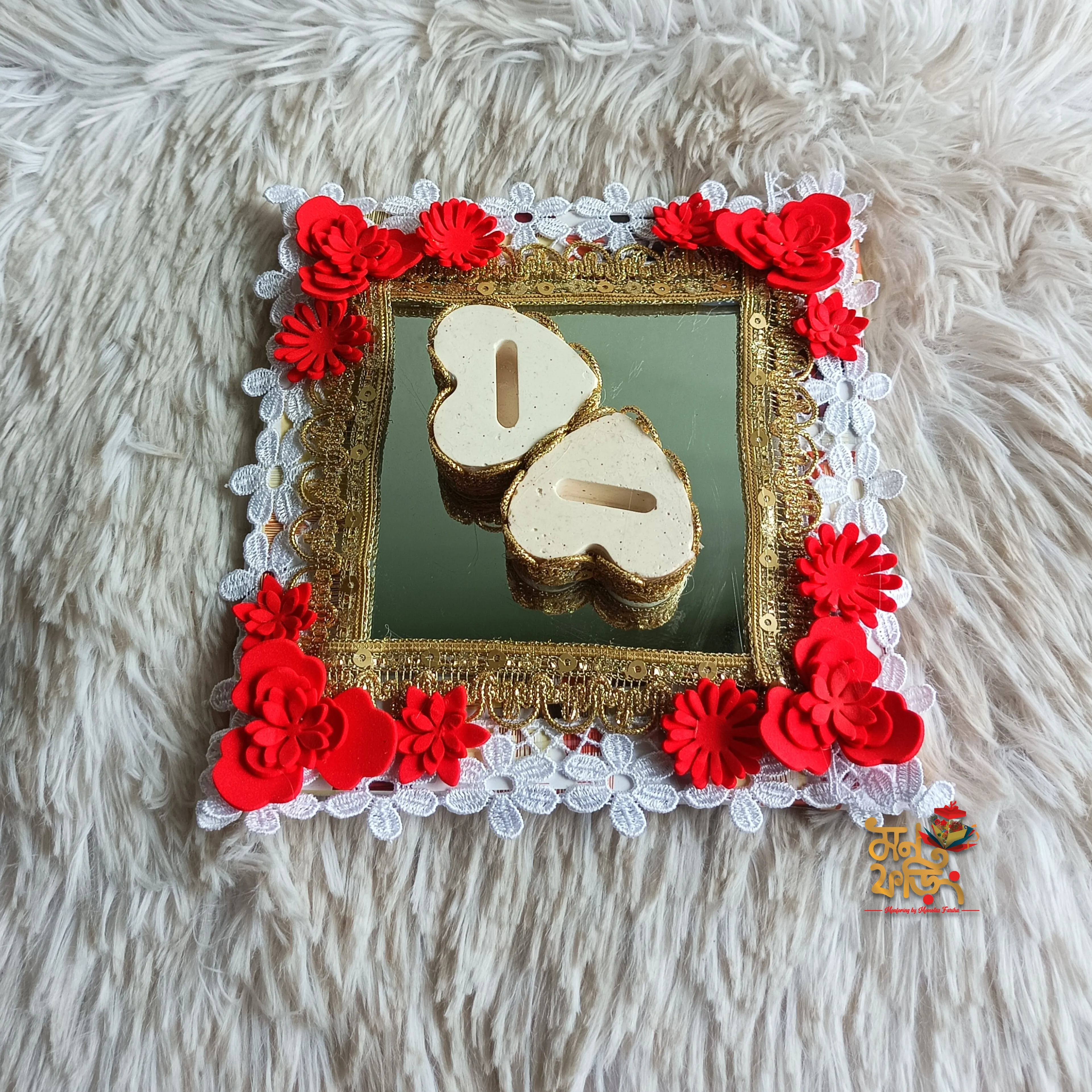 Red White & Golden Mirror Ring Tray
